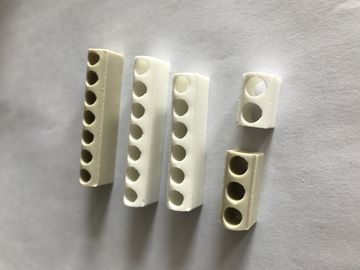 Ηλεκτρικός Steatite τμημάτων θερμοηλεκτρικών ζευγών θέρμανσης κεραμικός μονωτής