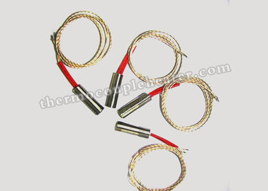 Το βιομηχανικό εξωτερικό θερμαστρών κασετών στοιχείων θέρμανσης συνδέει το καλώδιο για τη θέρμανση φορμών